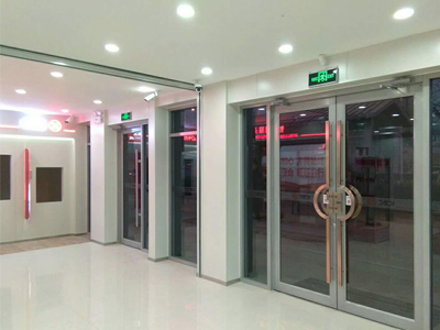 兰州防火卷帘门,肯德基门,不锈钢地弹门,银行防盗卷帘门,庭院大门,阳光房-甘肃金艺宝宏门业有限公司