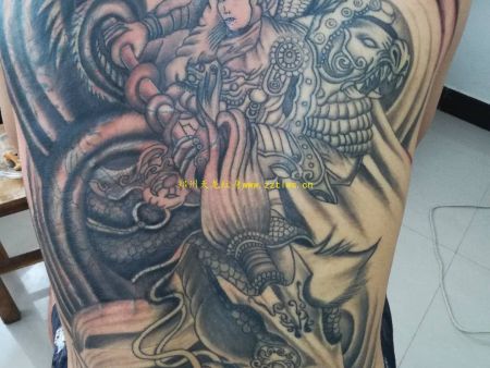 满背赵子龙纹身，满背纹身