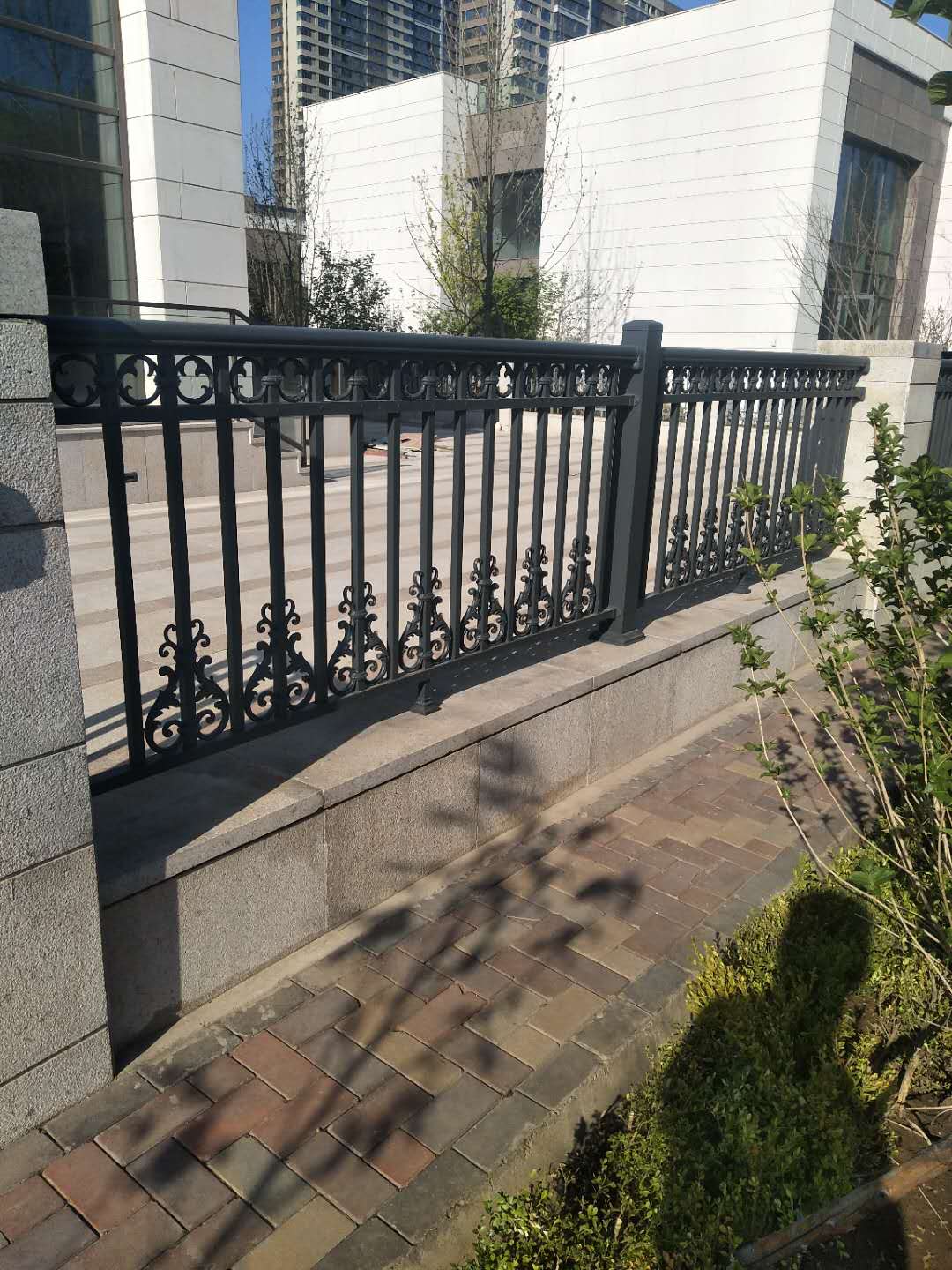 沈陽(yáng)鐵藝圍欄的種類(lèi)及特點(diǎn)