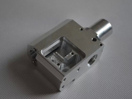 鈦合金零件加工 (2)