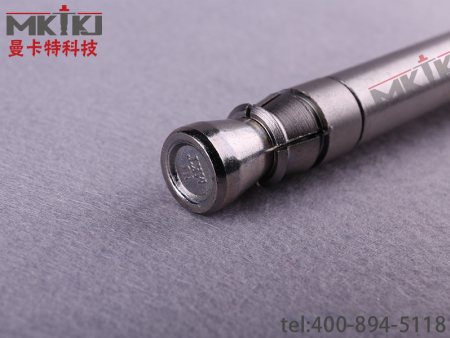 自切底錨栓鎖鍵特寫