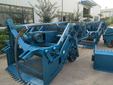 準備發(fā)貨的藥材收獲機