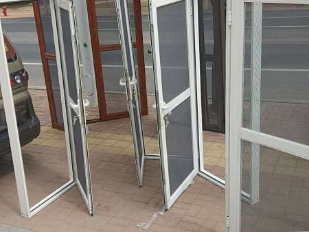 烟台金刚网批发 烟台金刚防盗纱门 烟台隐形防盗网