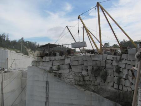 斜撑式施工案例