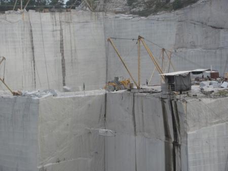 斜撑式施工案例