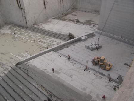 斜撑式施工案例