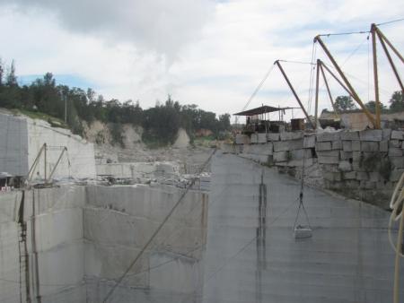 斜撑式施工案例