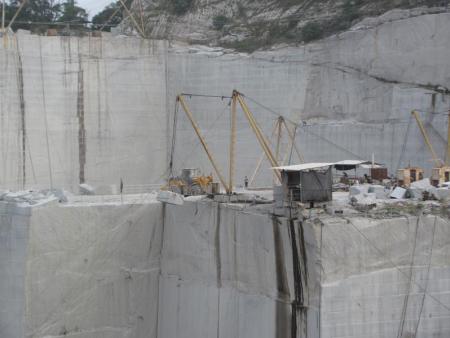 斜撑式施工案例