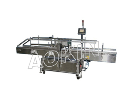 Lubricating barrel special labeling machine
