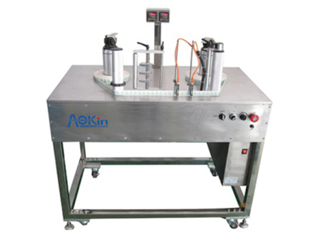 Flat labeling machine