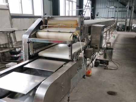 2019款機械接皮8米涼皮機