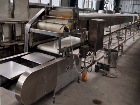 2019款機械接皮涼皮機廠家