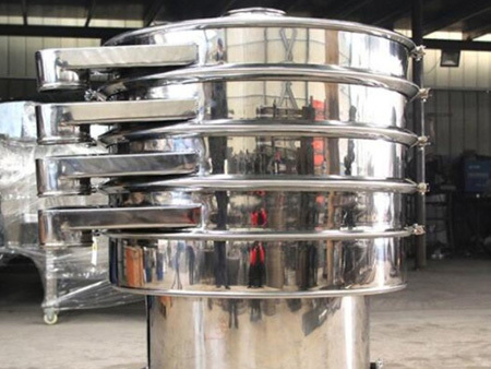 车间一角之旋振筛成品展示