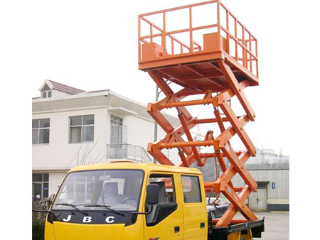 汽车升降平台+