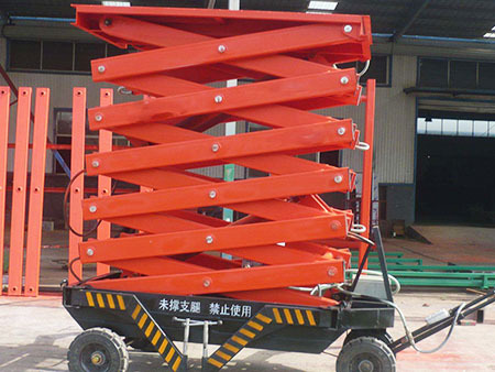 电瓶式液压升降平台+