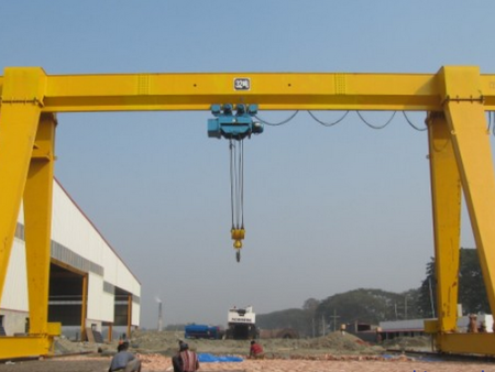 单梁门式起重机