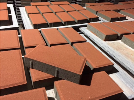 生态陶瓷透水砖保湿性