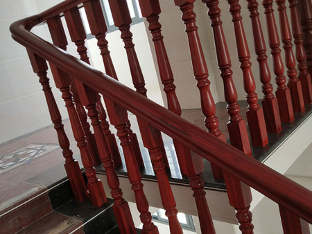 木楼梯的维护和保养|楼梯资讯-厦门德发楼梯加工厂,