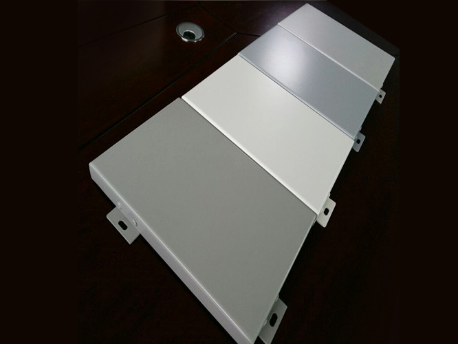 氟碳鋁單板的特點及使用規模