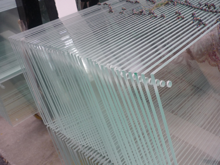 建筑玻璃發(fā)貨現(xiàn)場2