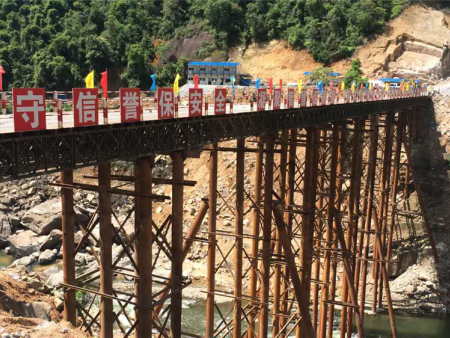 中铁十二局集团第一工程有限公司洋角大桥钢栈桥工程