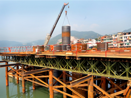 中铁十局向莆铁路沙溪特大桥钢栈桥施工工程