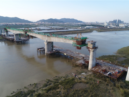 中铁电气化局集团有限公司东南分公司新建漳州港尾铁路工程项目南溪特大桥钢栈桥及钢平台施工工程