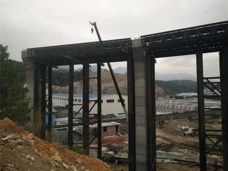中铁十二局集团第一工程有限公司福银高速公路闽侯鸿尾互通A合同段鸿尾互通E匝道桥现浇箱梁钢管贝雷支架