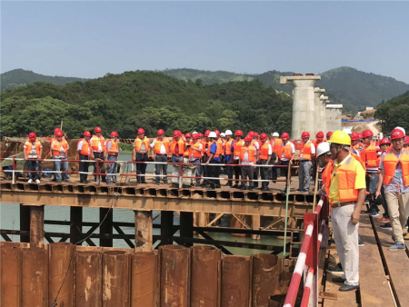 2中铁五局一公司衢宁铁路（福建段）5标项目经理部西陂塘大桥施工工程