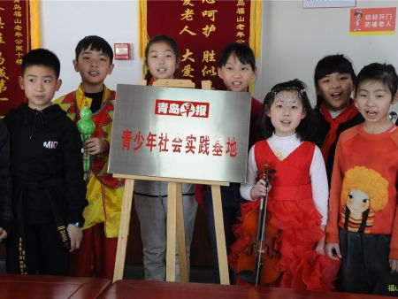小孝星们开学礼 (48) 小孝星们开学礼 (48)