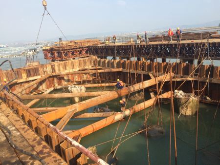 葛洲坝集团第五工程有限公司漳州沿海大通道漳浦段佛昙湾旧镇湾特大桥工程（钢板桩围堰）