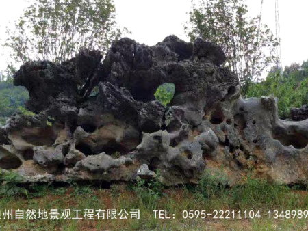 太湖石假山