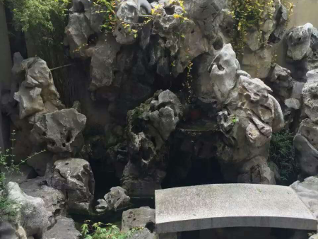 太湖石假山