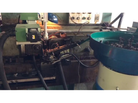 矫直机自动化机械手