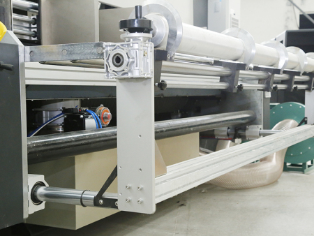 紙箱印刷機YH2500支撐伸縮架
