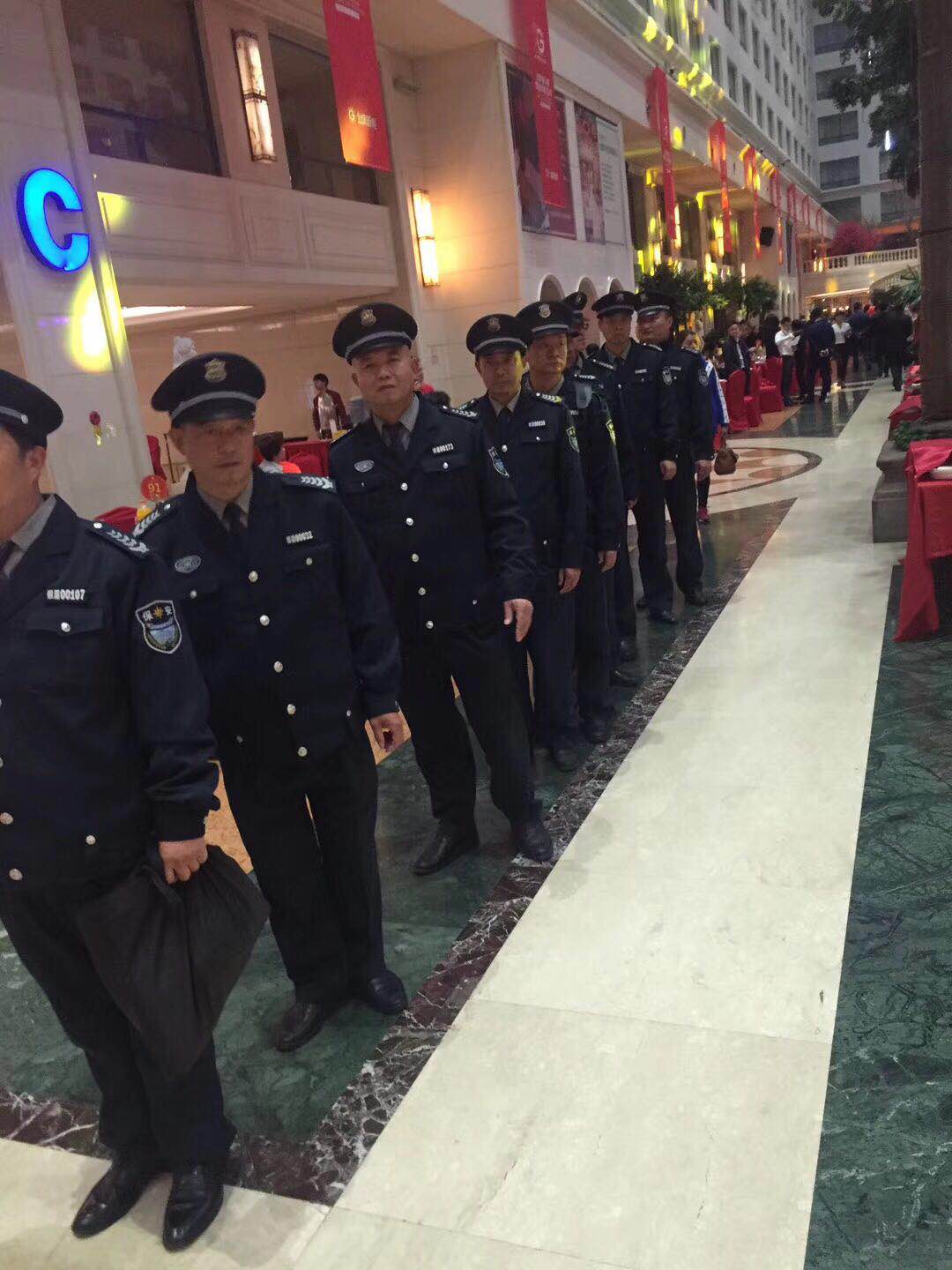 我司為金 牌櫥柜 展覽會圓滿召開貢獻安保力量