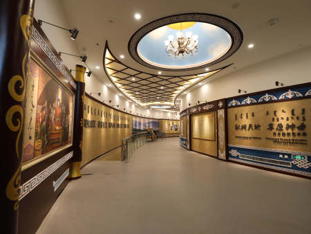 烏力格爾藝術館