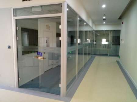 银行取款机玻璃安装