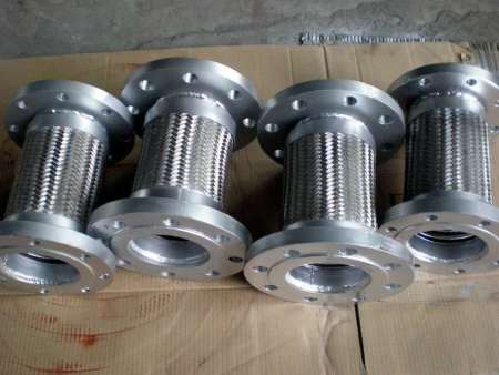 双法兰金属软管