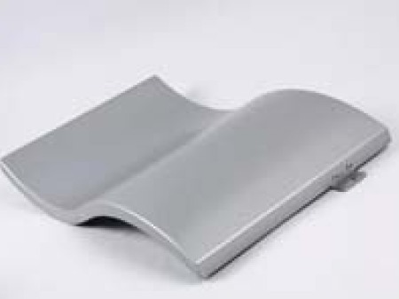 采用鍍鋅工藝的外墻鋁單板的表面膜是什么
