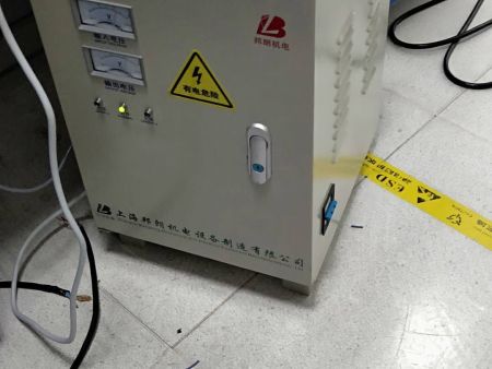 試驗室現場安裝電源凈化器