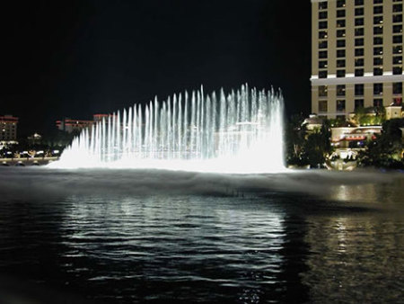 哈尔滨喷泉设计方案怎样能引人