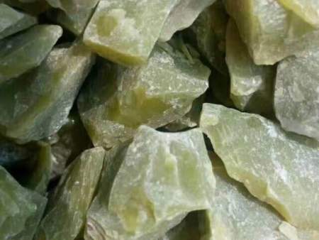 丹东绿石子：大自然的绿色奇迹与多功能应用