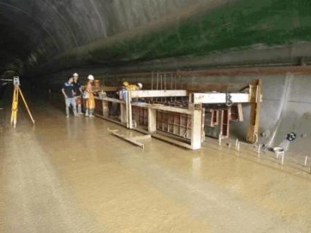 隧道电缆槽模板4