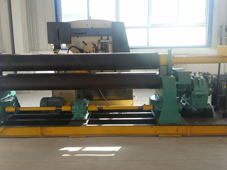 20x2500机械卷板机