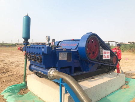 3HB-100活塞泵