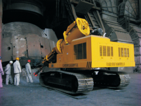 武钢250T转炉扩孔