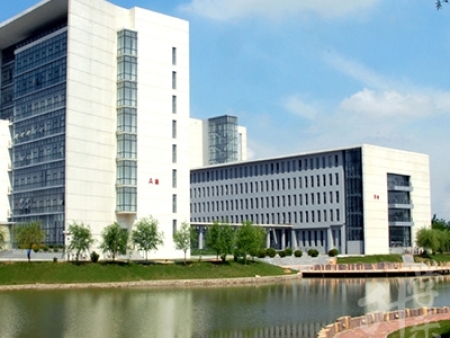 沈阳市凝思护理中等职业学校