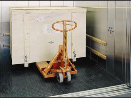 载货电梯案例