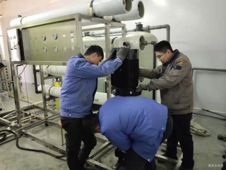 2月20日 杨志 耿卿 张彪 吴奉陪 大常村水厂双级反渗透设备改装2